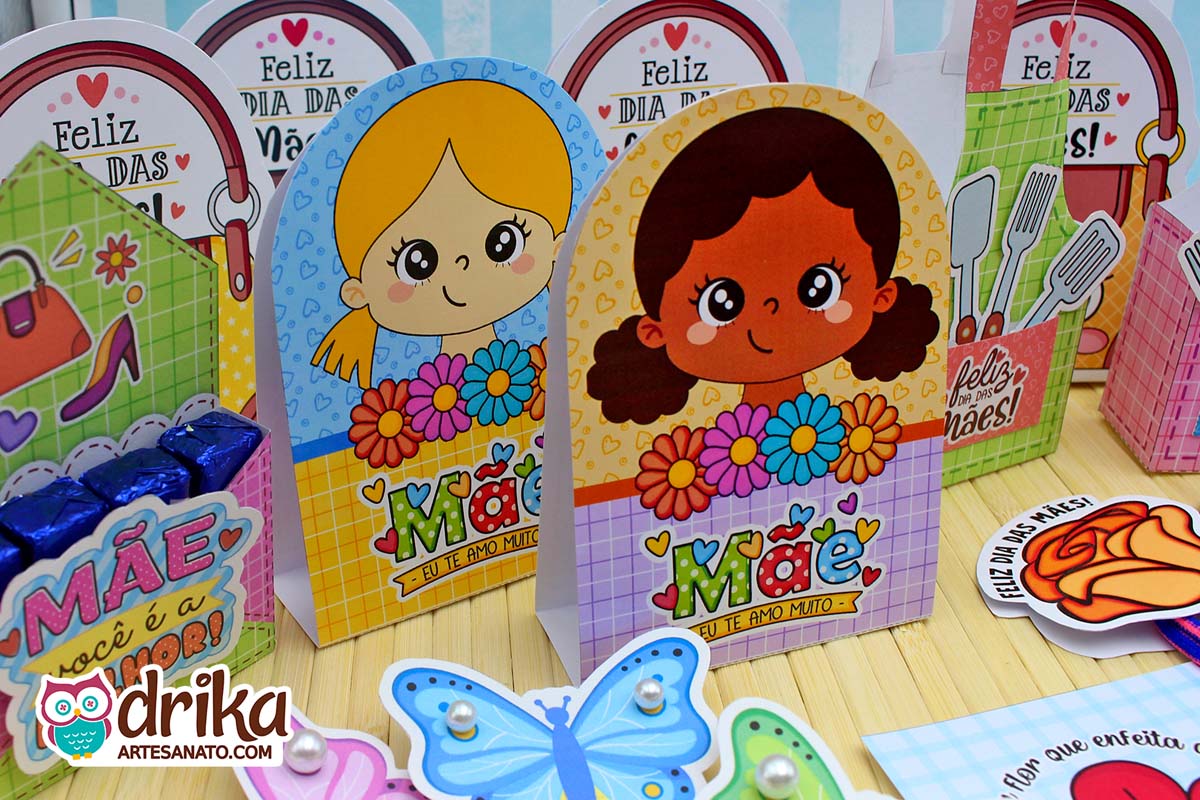 Várias lembrancinhas personalizadas para o Dia das Mães