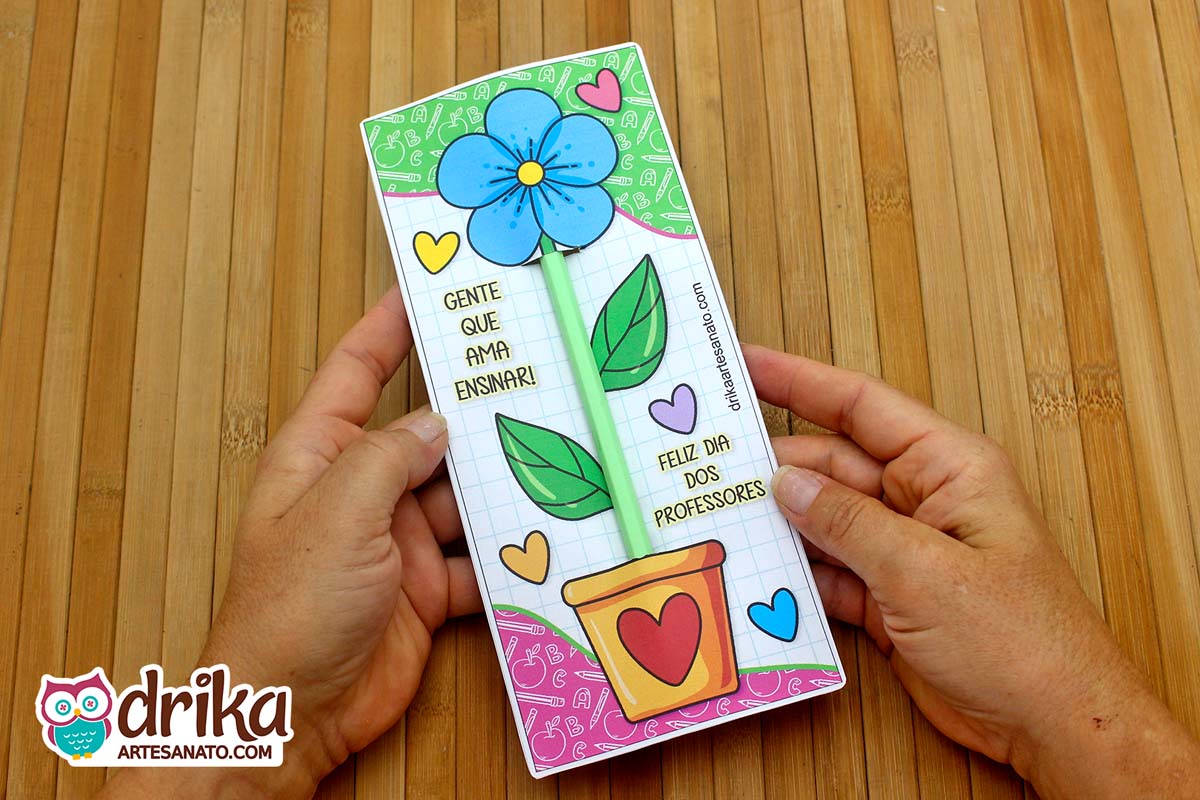 Cartão Flor Porta-lápis: 8 modelos de Lembrancinhas de Dia dos Professores