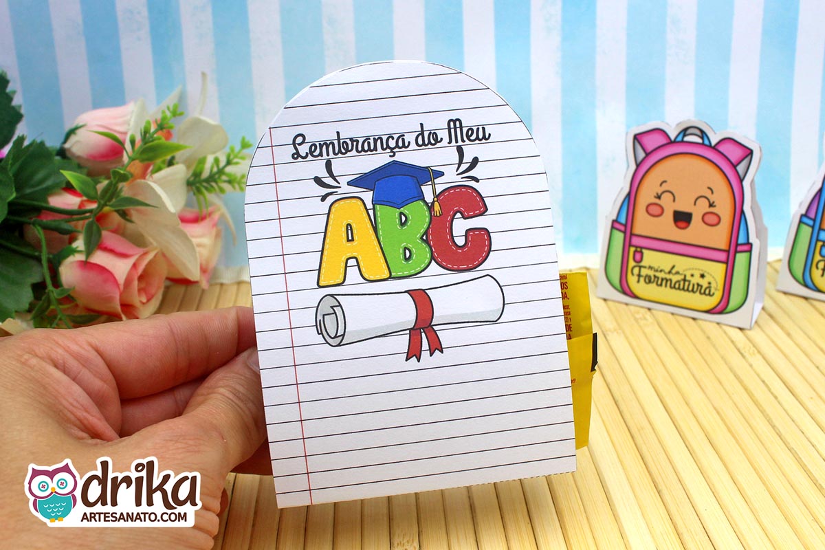 Porta-bombom Meninas Cute: 5 modelos de Formatura ABC