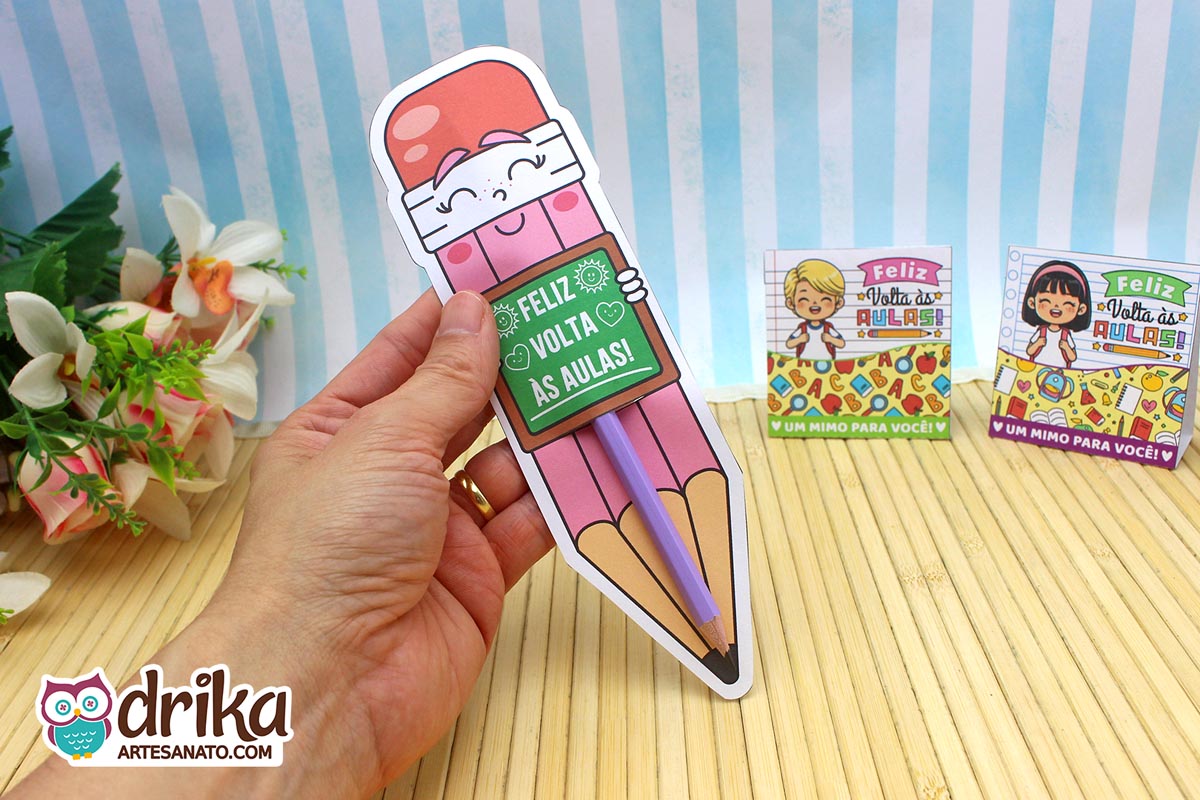 Lembrancinha de Volta &agrave;s Aulas: Cart&atilde;o Porta-l&aacute;pis Gigante Meninas