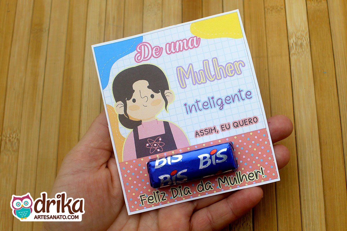 Lembrancinha de Dia da Mulher: Cart&atilde;o Porta-bis Menina