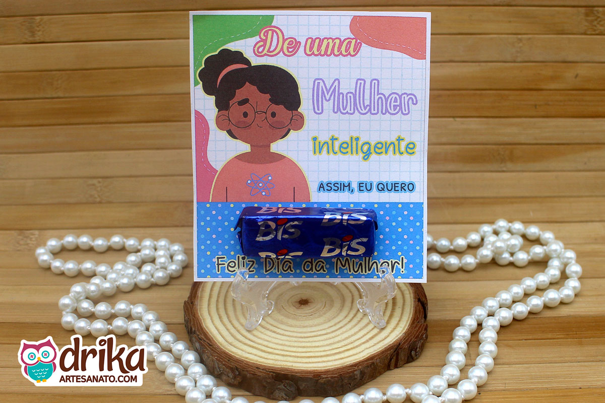 Lembrancinha de Dia da Mulher: Cart&atilde;o Porta-bis Menina