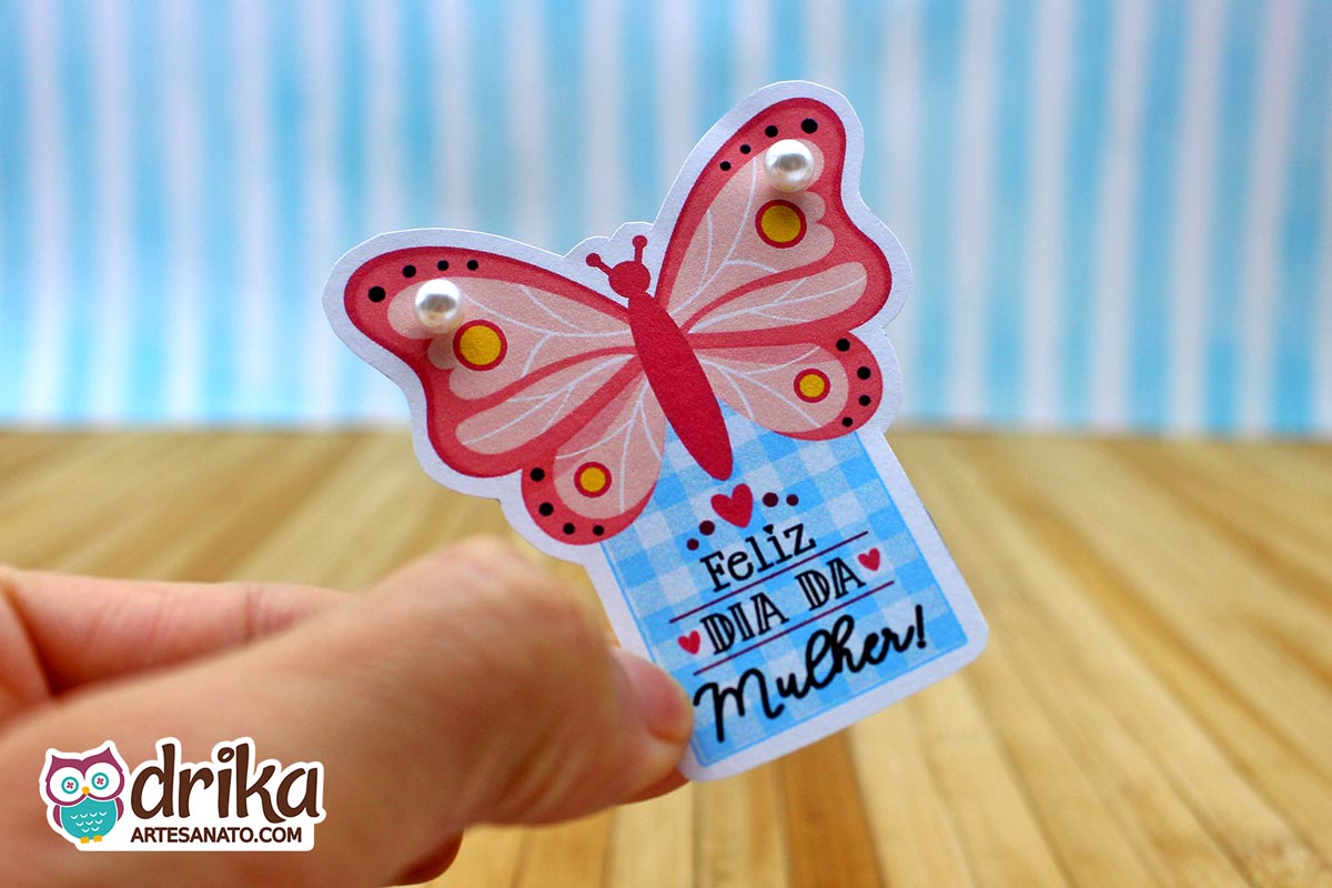 Lembrancinha de Dia da Mulher: Cart&atilde;o Porta-p&eacute;rola com Borboleta