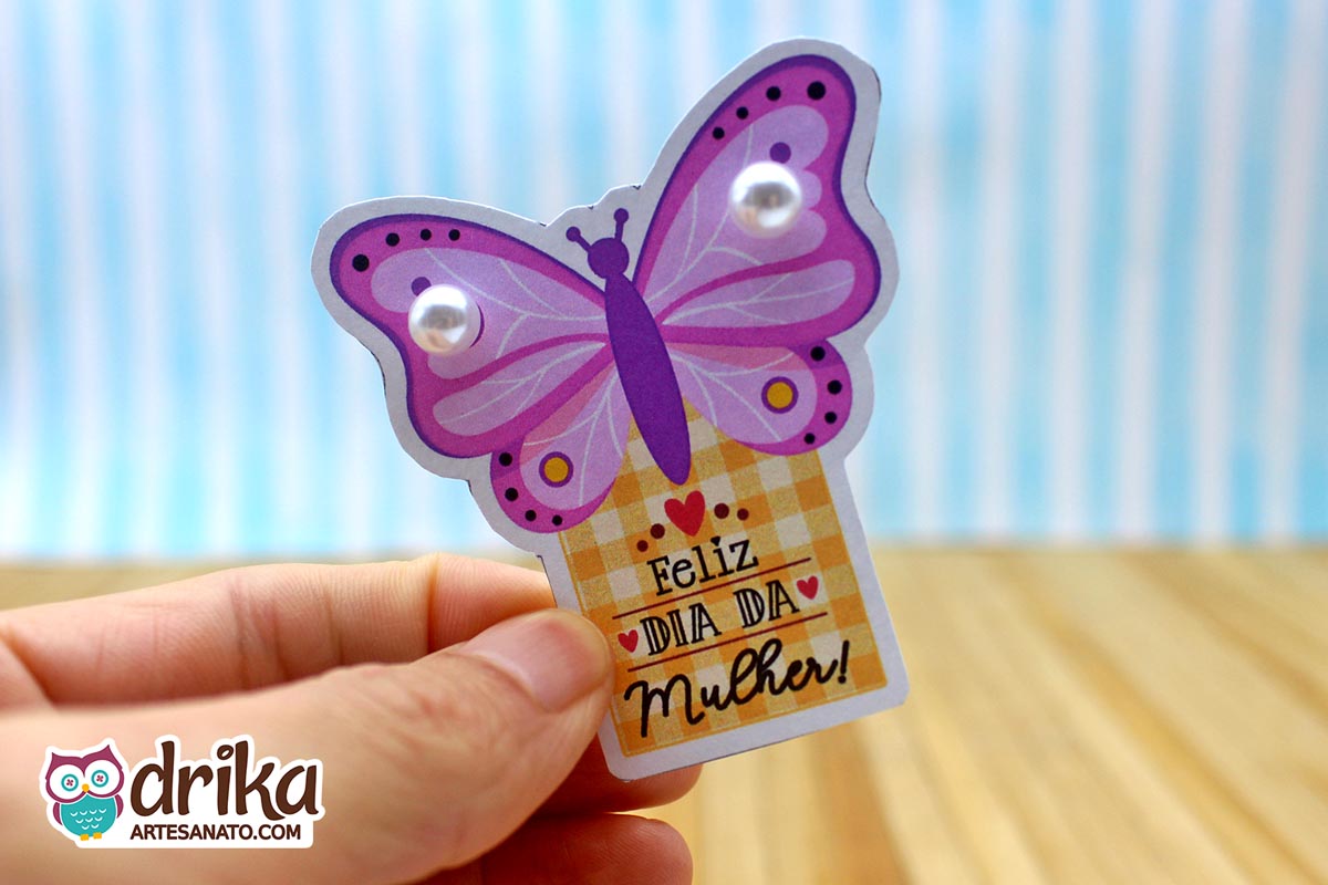 Lembrancinha de Dia da Mulher: Cart&atilde;o Porta-p&eacute;rola com Borboleta